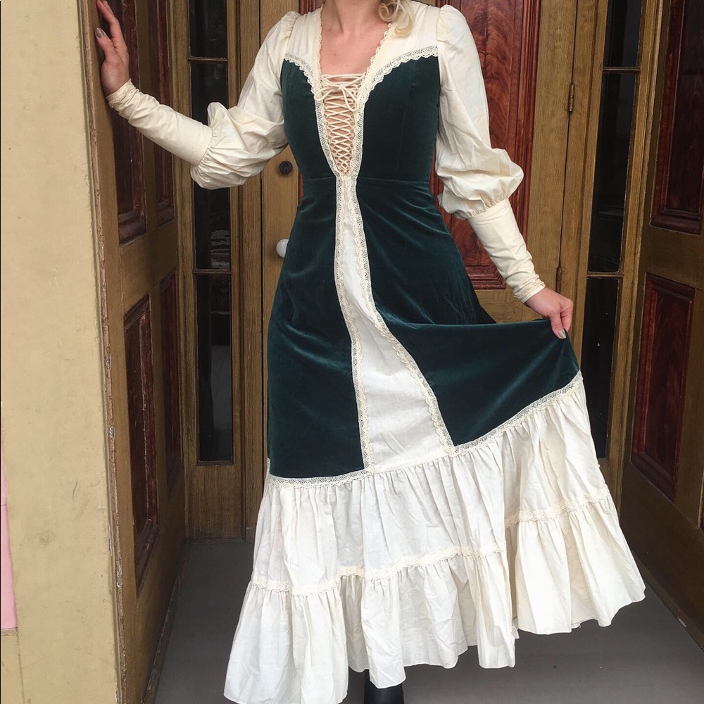 Vintage Gunne Sax velvet corset Victorian dress 9 - Picture 3 of 8